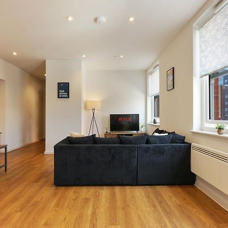 Modern 2-Bed Apartment, Free Parking, City Centre, Netflix & Pet Friendly - Hosted By Stay Host Save Sheffield Kültér fotó