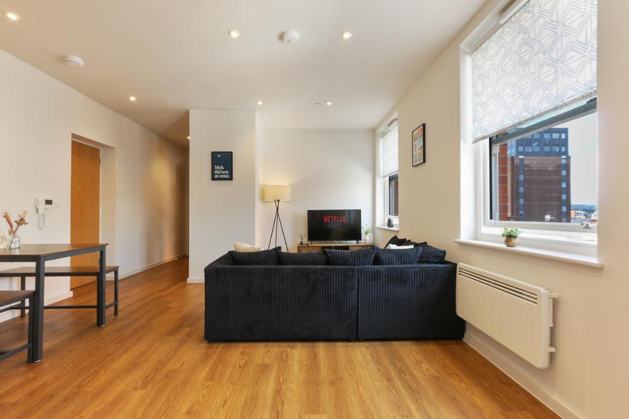 Modern 2-Bed Apartment, Free Parking, City Centre, Netflix & Pet Friendly - Hosted By Stay Host Save Sheffield Kültér fotó